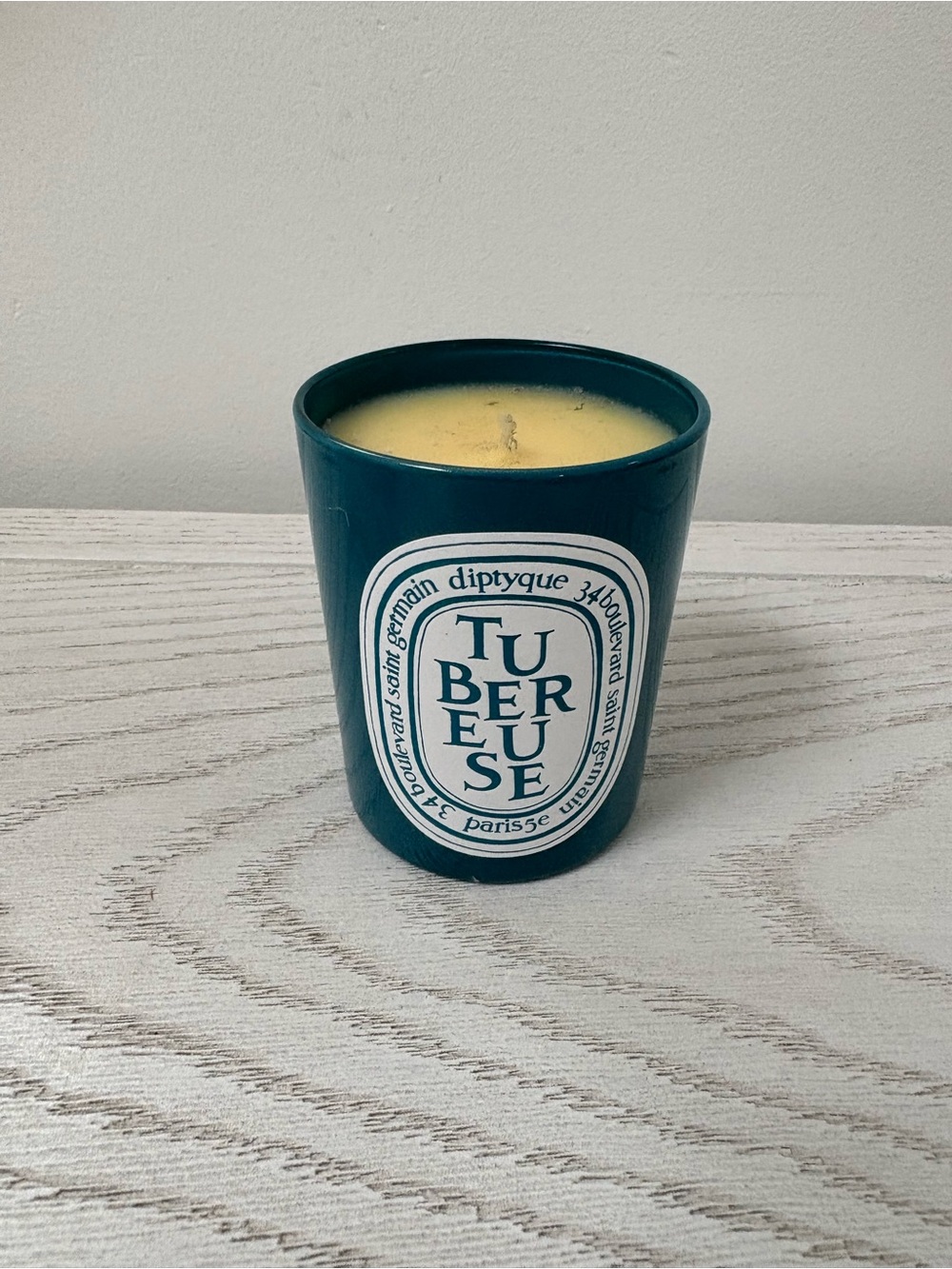 diptyque Tuberueuse Scented Candle - Dark Green Vessel